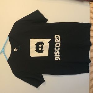 Discord tee
